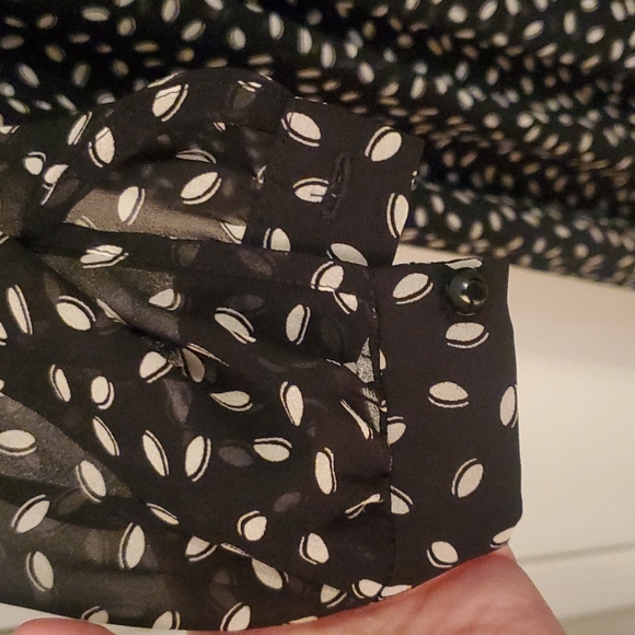 Black Patterned Sheer with attached slip - Picture 2 of 5